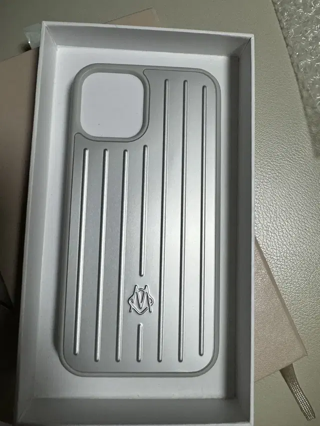 리모와 아이폰  12 pro 케이스 iphone rimowa