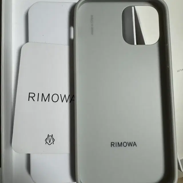 리모와 아이폰  12 pro 케이스 iphone rimowa