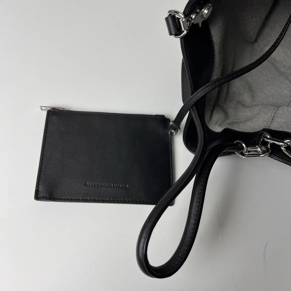 알렉산더왕 Roxy Leather Bucket Bag