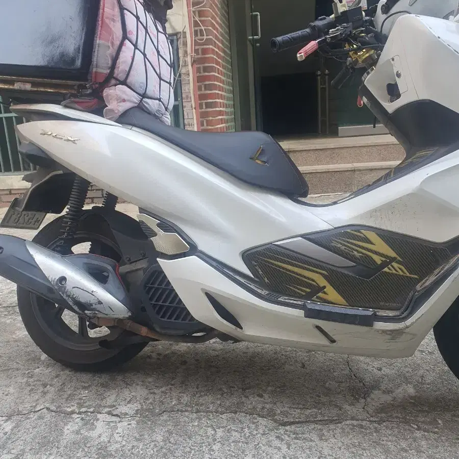 pcx125 20년식 (배달통 거치대 제외시 110)