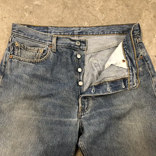 90s/00s Levi's 501 Denim Pants (34)