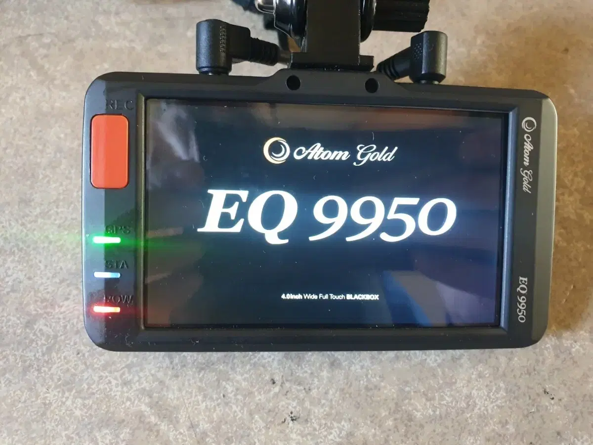 ATOM EQ9950 QHD 2채널 블랙박스 32GB GPS 포함