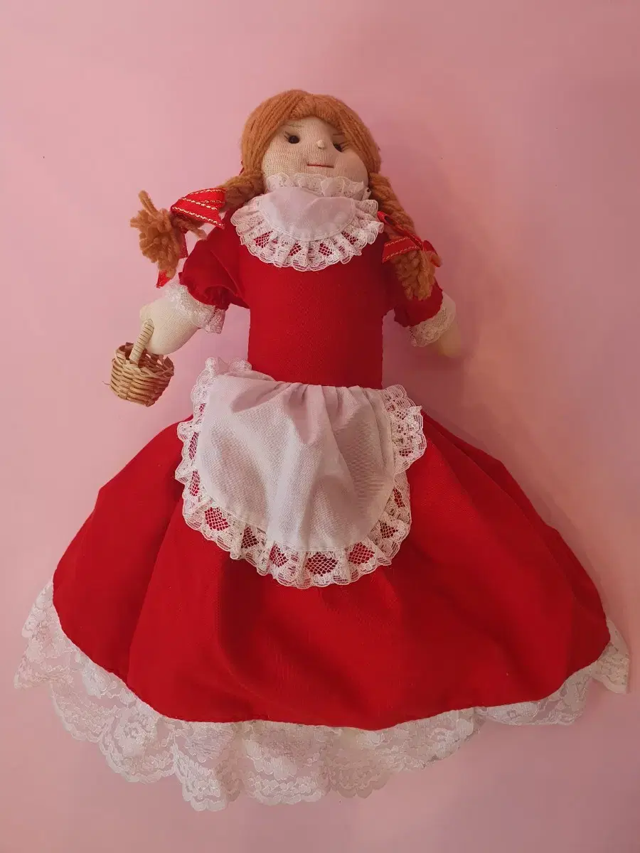 Little Cabin Red Riding HoodHand Dolls