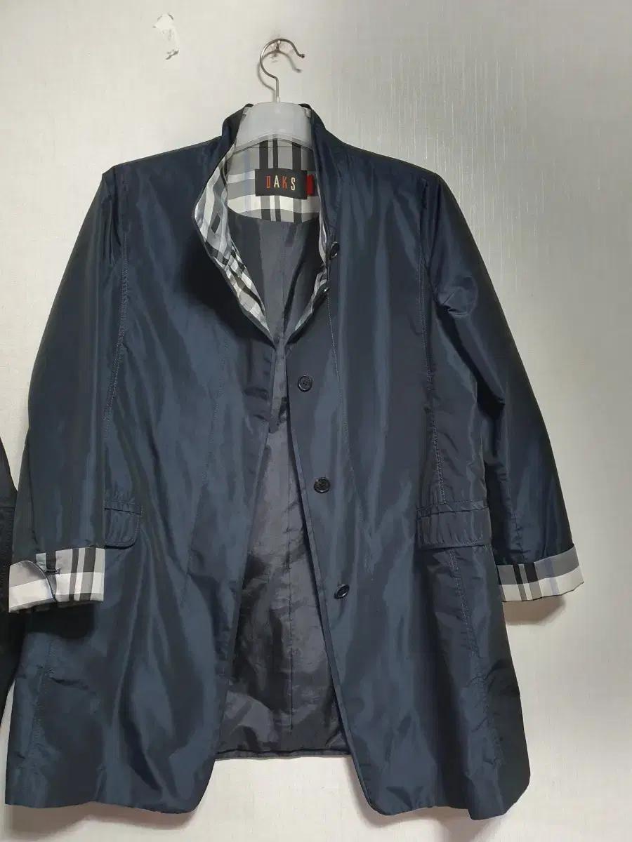 Women91-160 Doc Coats