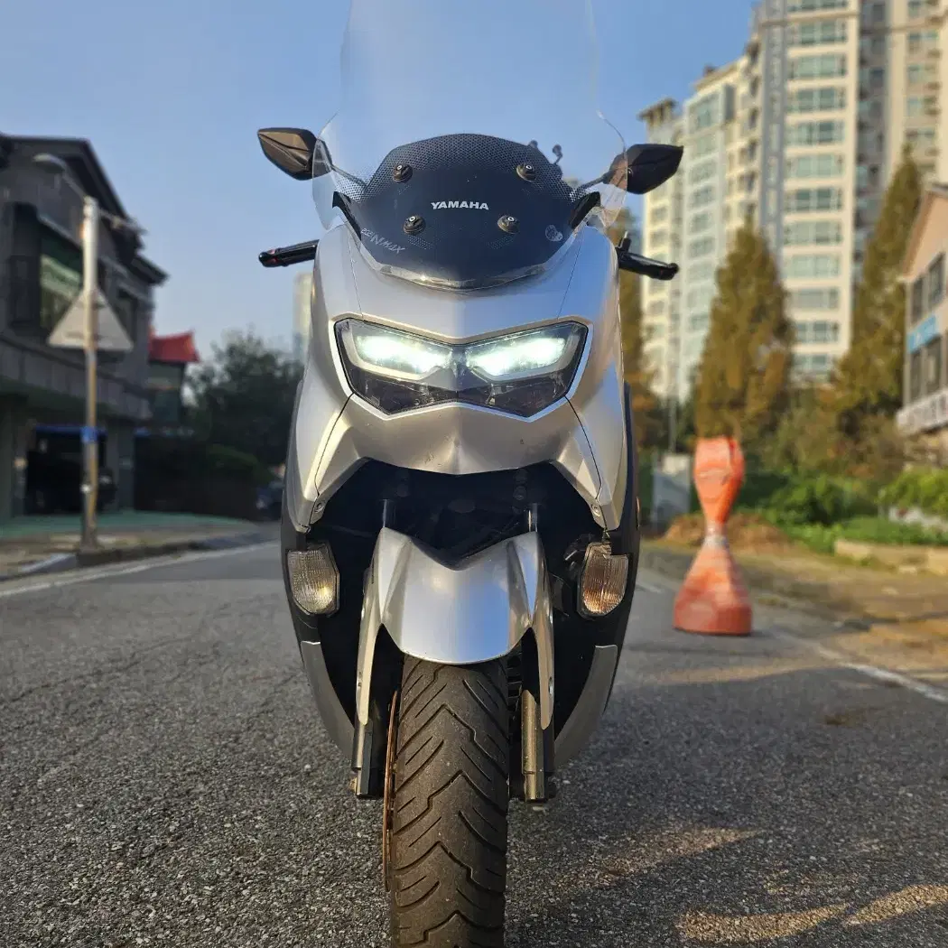 A급 신차컨디션 야마하 nmax125 22년형 3만키로 전체정비완료!