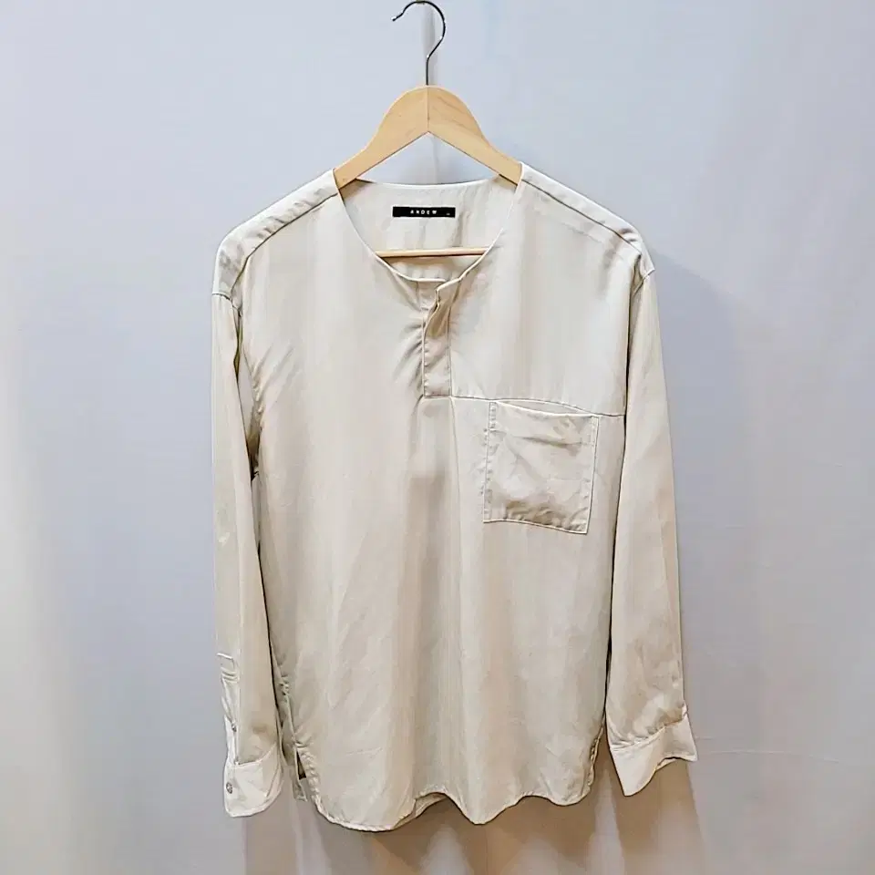 100~105) Andu Silky Shirt