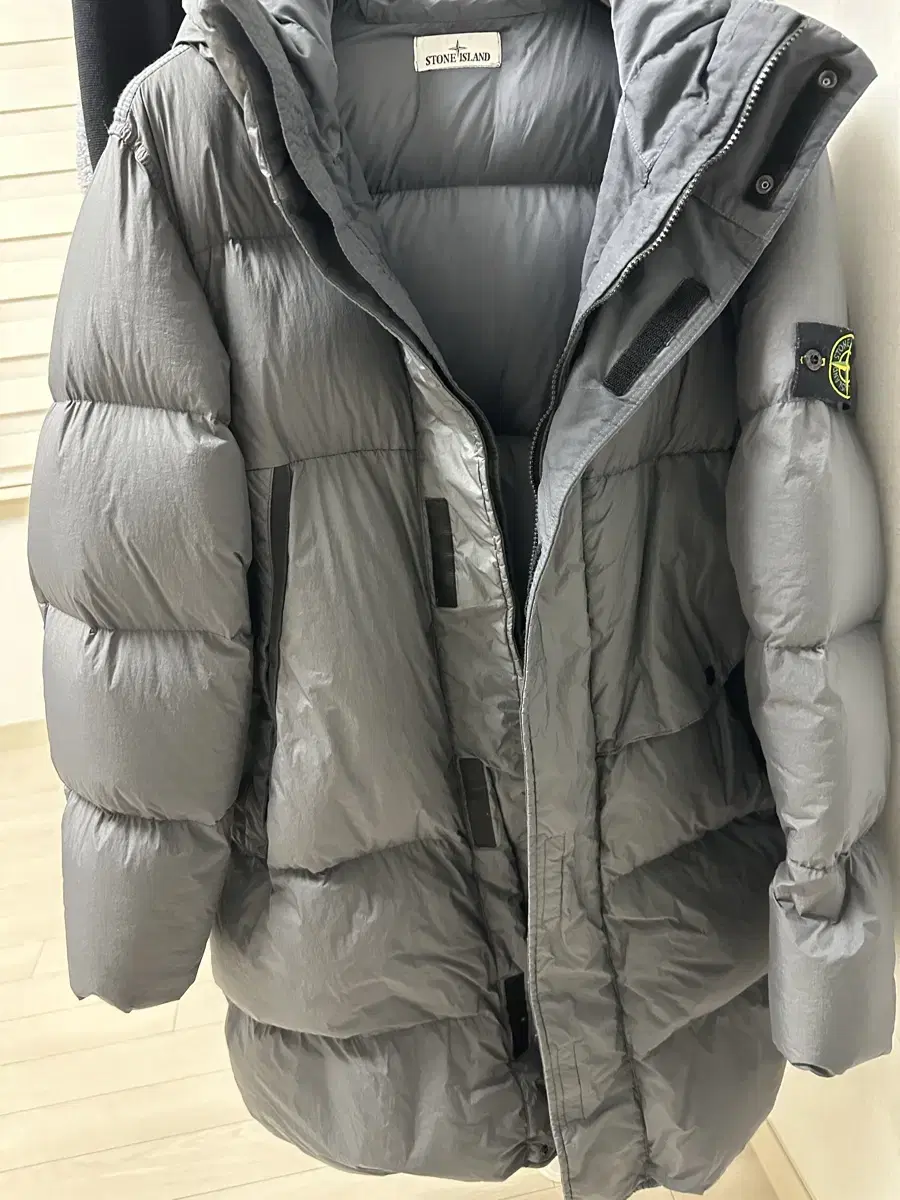 23FW Stone Island Crinkleclap Long Puffer(Charcoal, Gray) XL sells