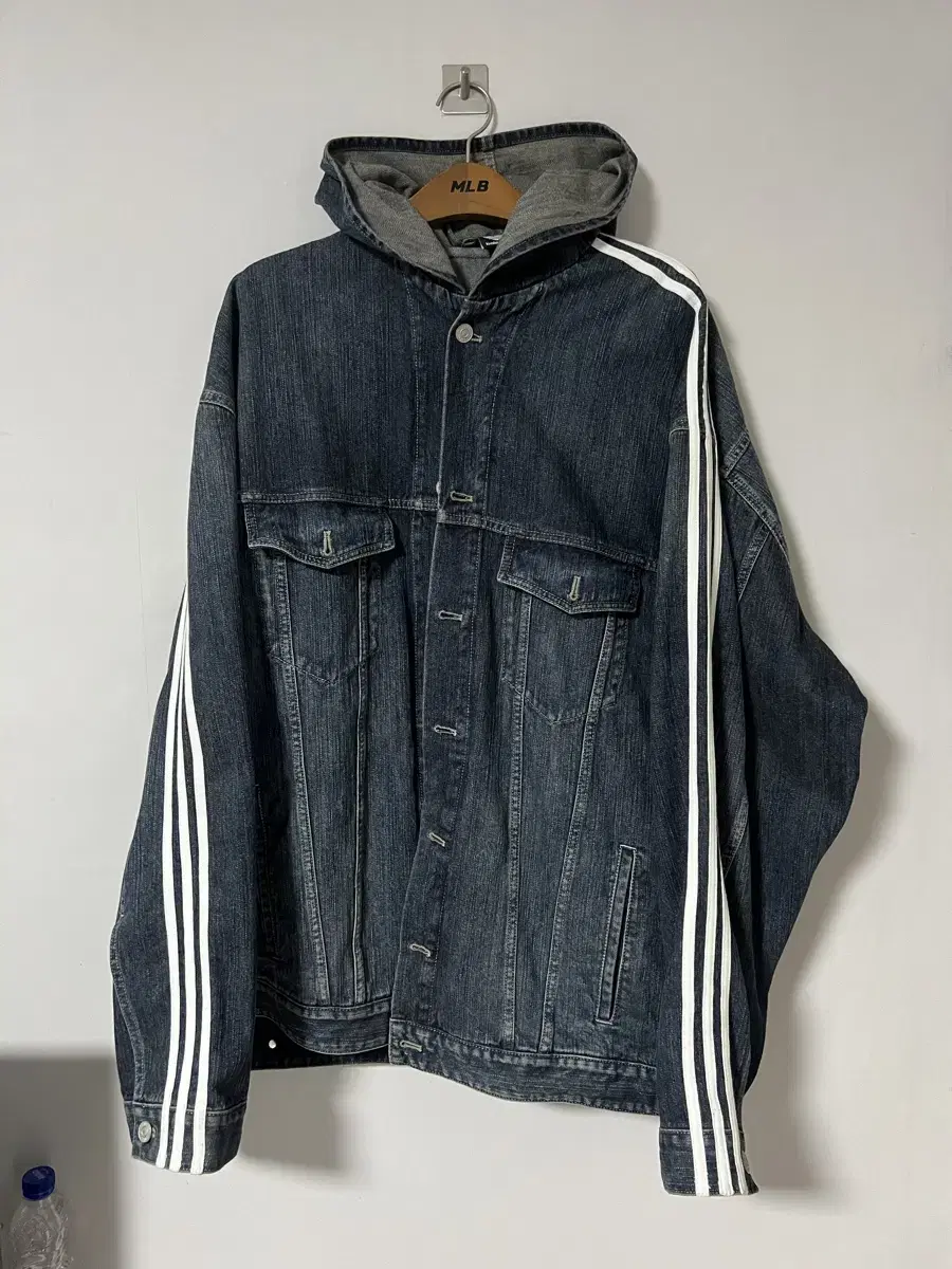 (4)Balenciaga Adidas Zhongcheng Denim Hooded Jacket