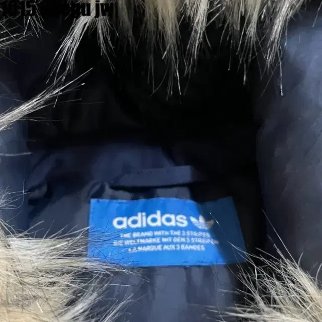 110 ADIDAS JUMPER 아디다스 패딩 점퍼