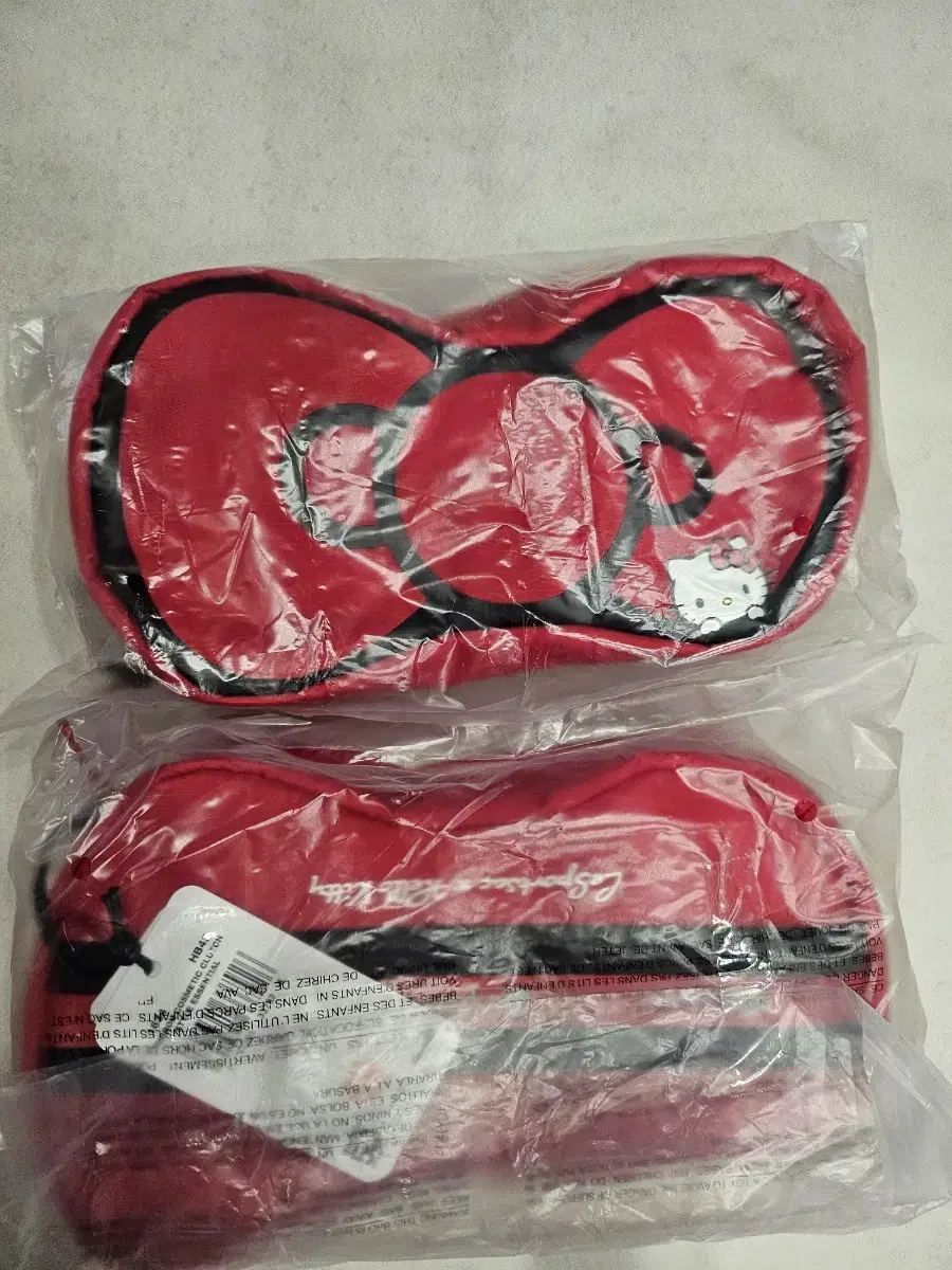 Respo Sak Hello Kitty 50th Anniversary Ribbon Pouch Respo Sak Rare Item