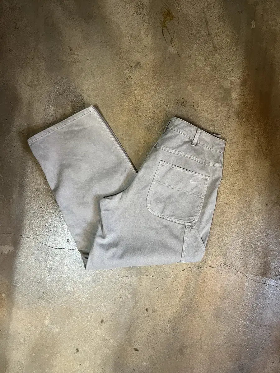 nike carpenter pants