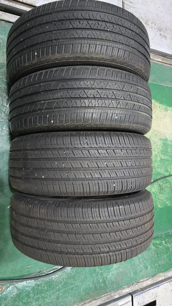 중고 245/50r20 4개 판매합니다