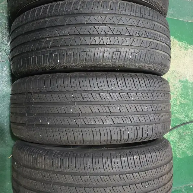 중고 245/50r20 4개 판매합니다