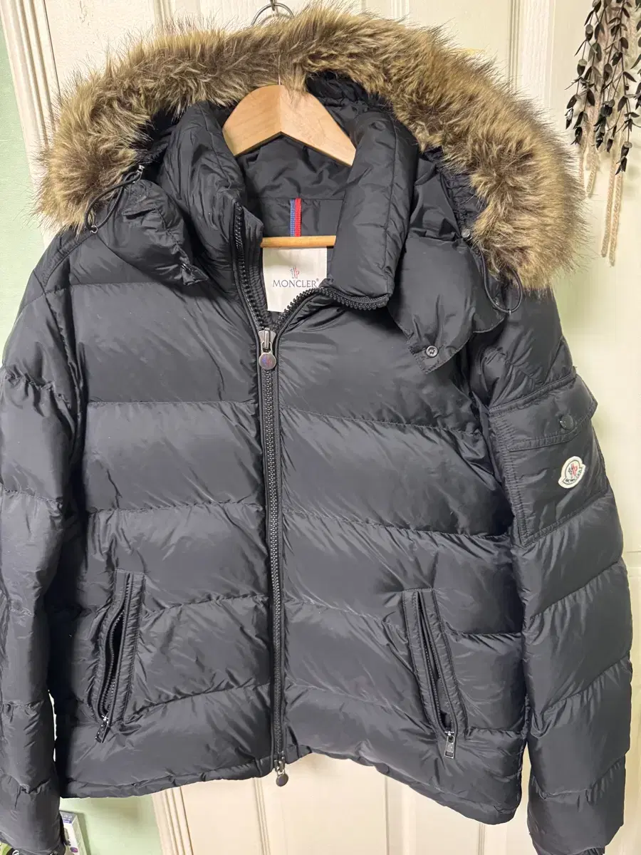 Moncler Maya puffer