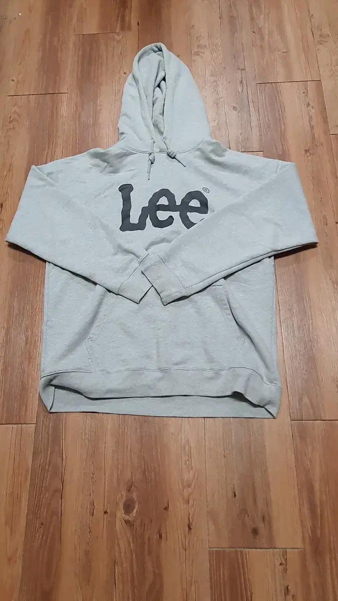 lee Men's Big Logo Hoodie in size L