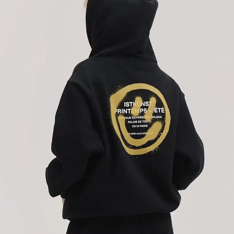 이스트쿤스트 LOGO&SMILEY HOODIE_BLACK