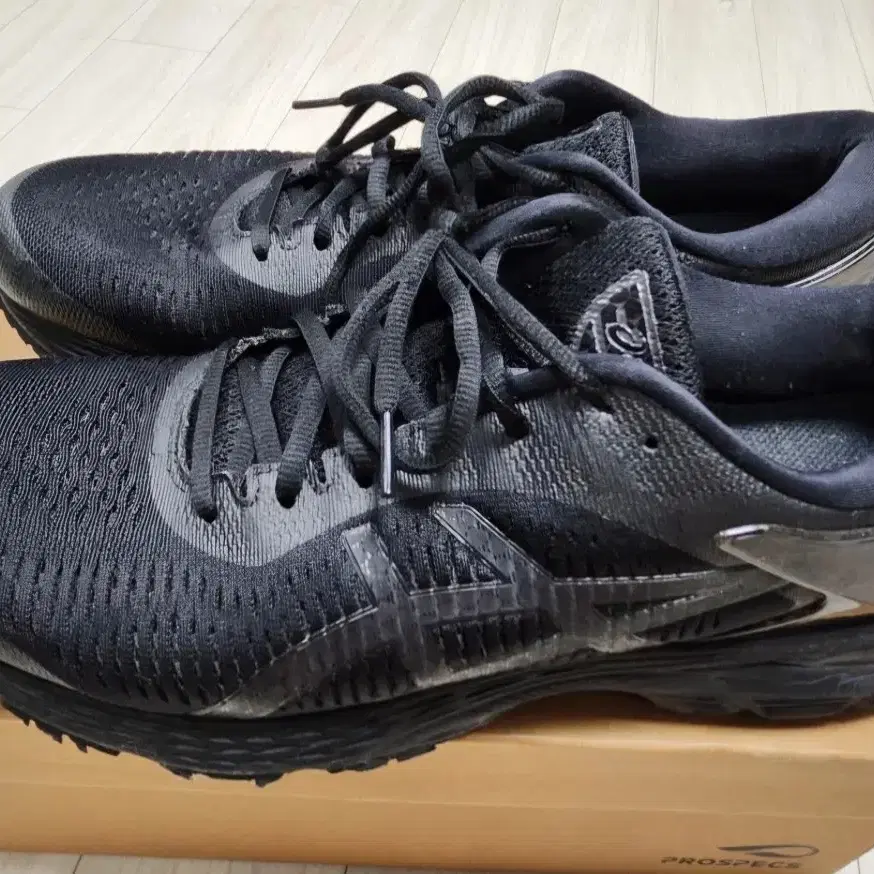 아식스 젤카야노 25 (GEL-KAYANO 25) 트리플 블랙 285