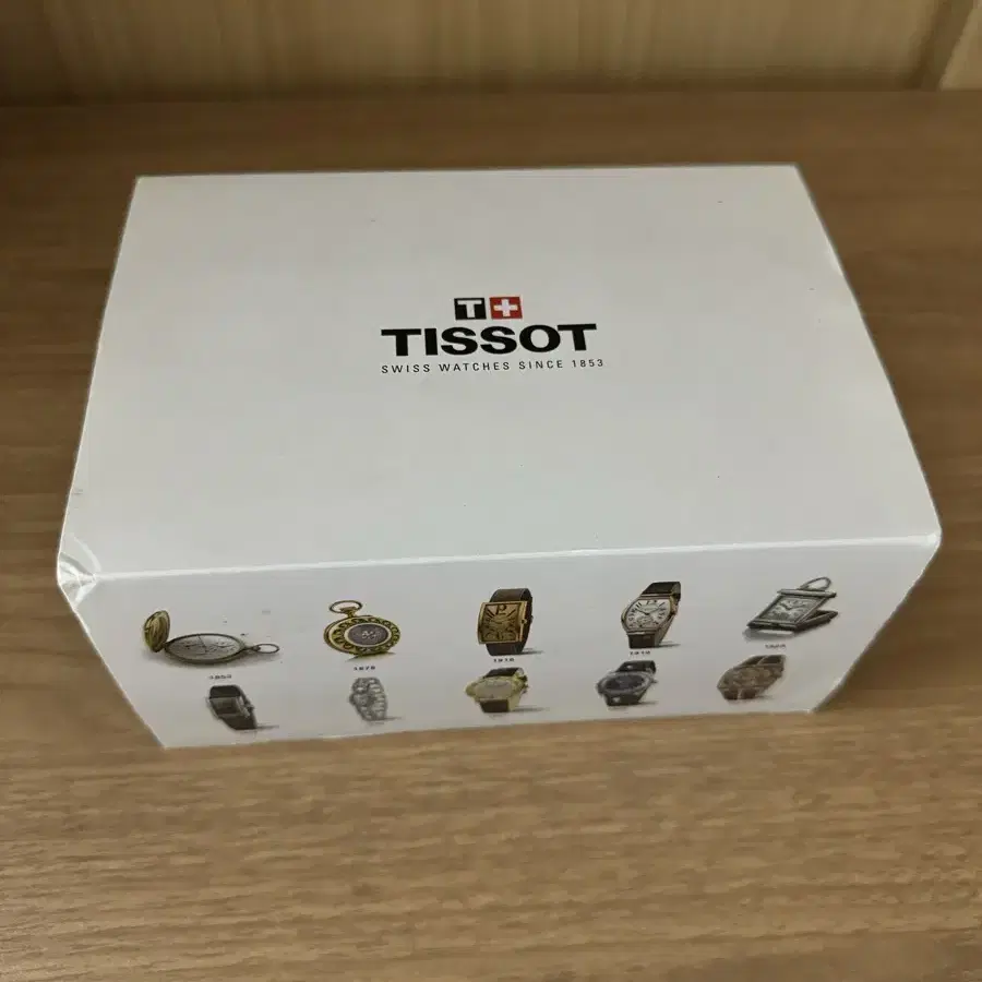 TISSOT 티쏘 꾸뜨리에 검판 ( 보증서 박스 여분줄 )