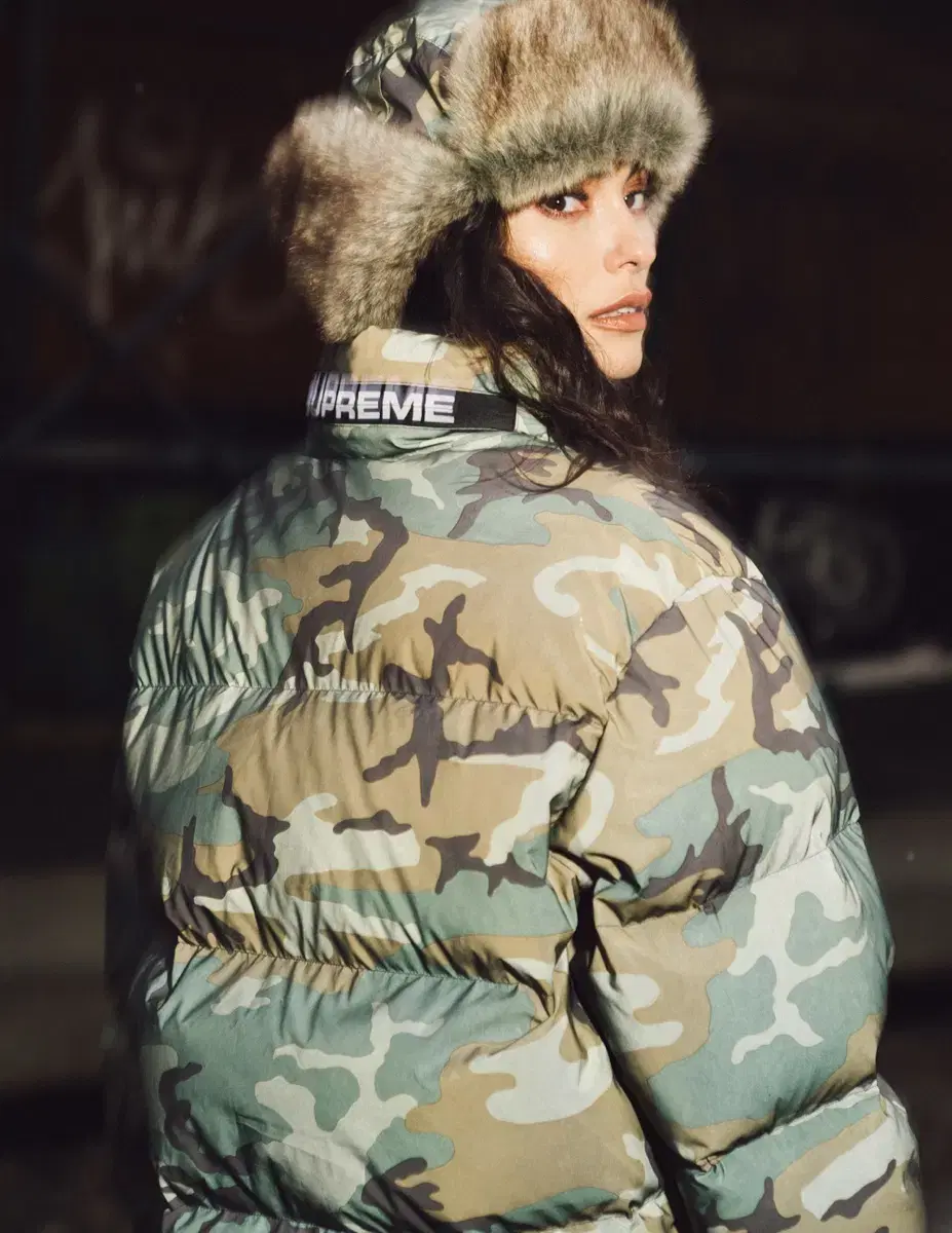 [M] AW18 Supreme Reflective Camo Down Jacket