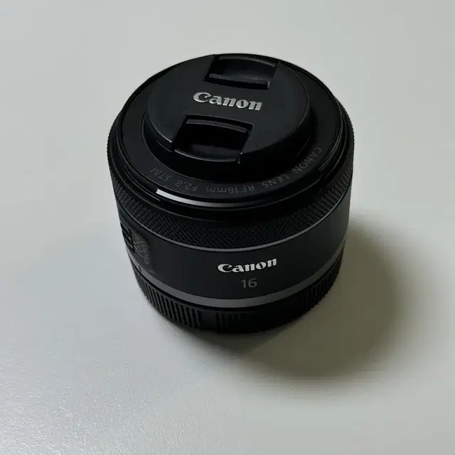 캐논 rf 16mm f2.8 stm 단렌즈 S급 풀박스 판매합니다