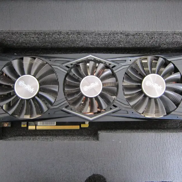 이엠텍 RTX2080 Ti BLACK EDITION OC D6 11GB