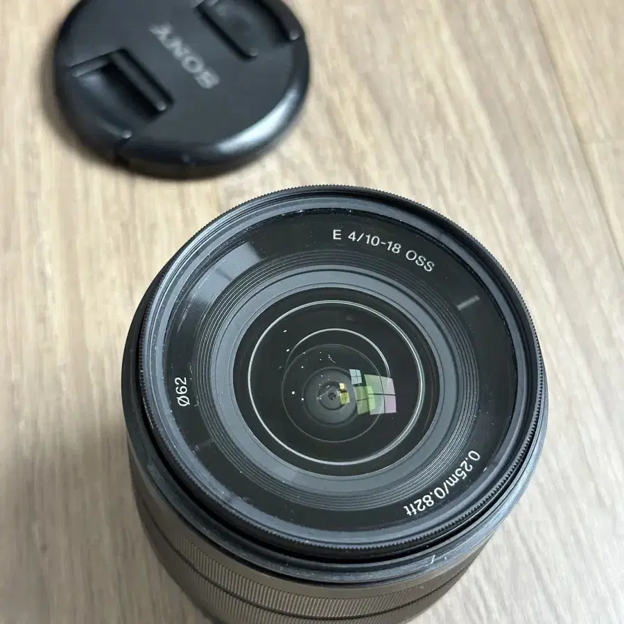 소니 알파 E 10-18mm F4 OSS 중고