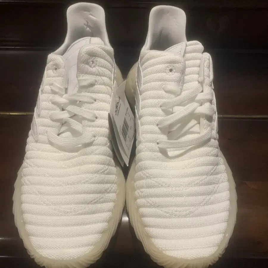 아디다스 Adidas  소바코브 SOBAKOV  흰색 WHITE 270