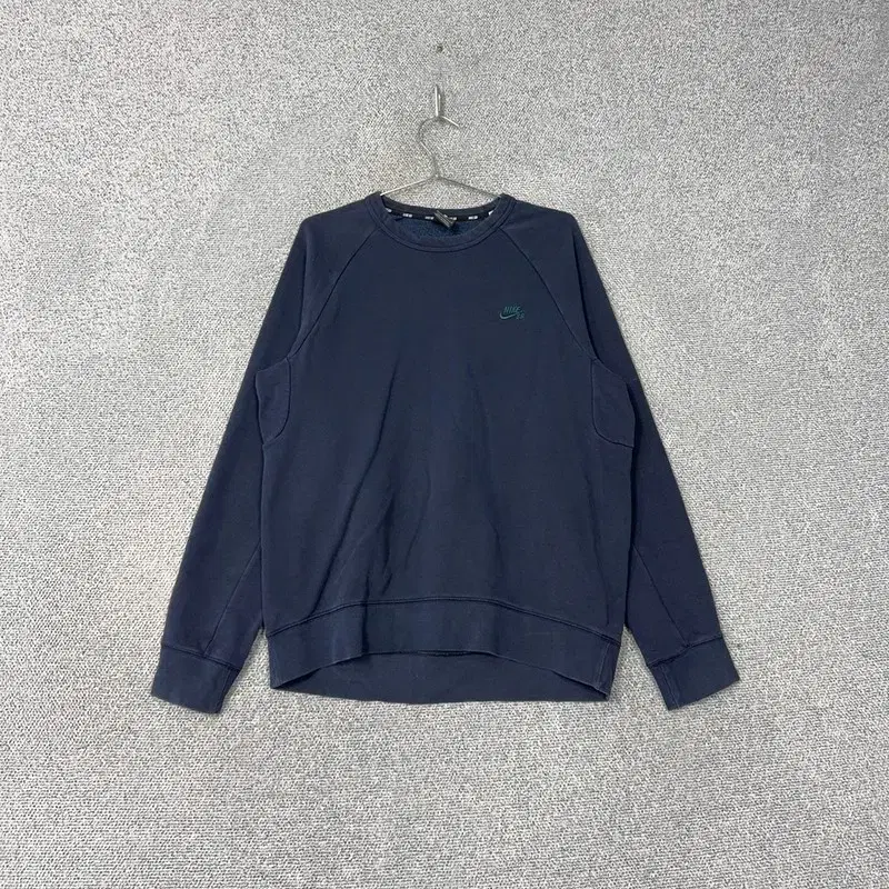 Nike Logo Swoosh Navy Sweatshirt L