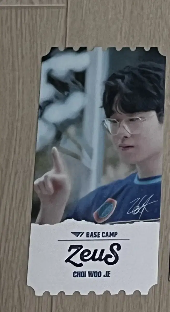 T1 Basecamp T1 Membership Zeus Photo Ticket wts!