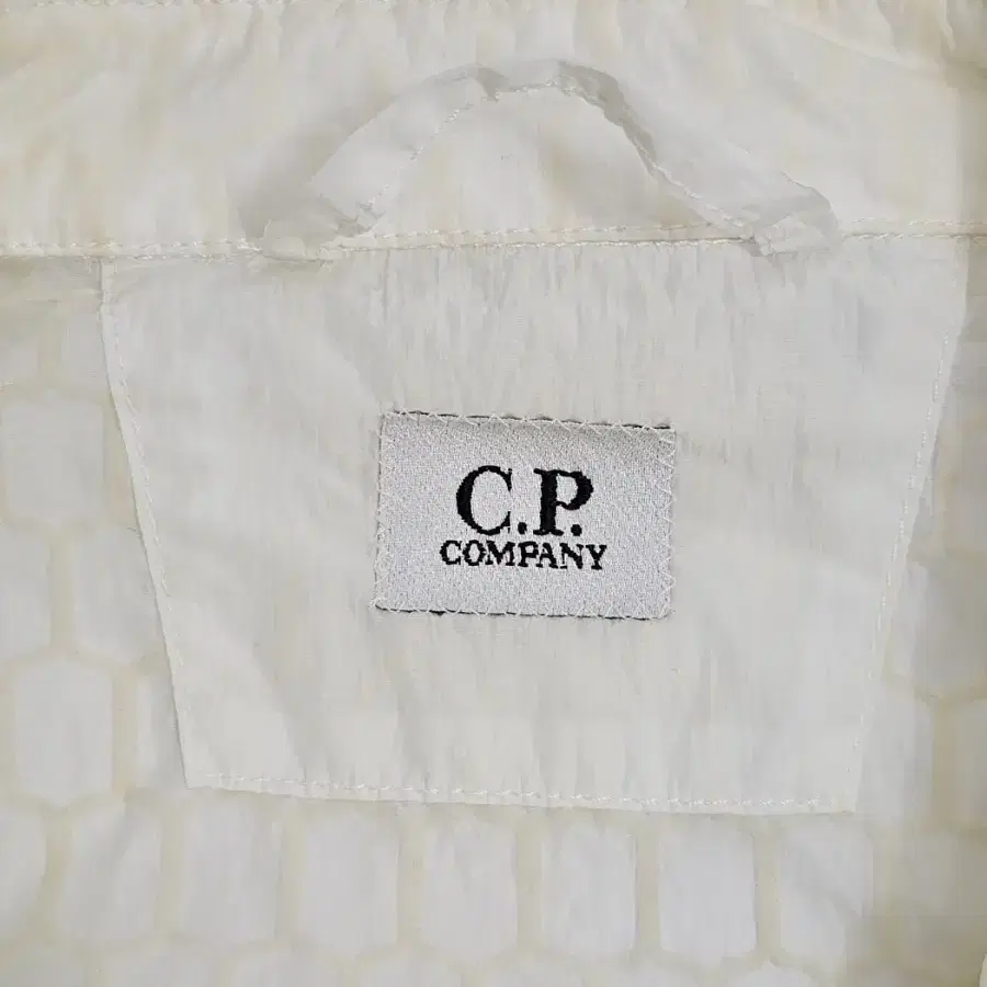 CP COMPANY CP컴퍼니 렌즈 와펜 자켓 바람막이  / 남 95