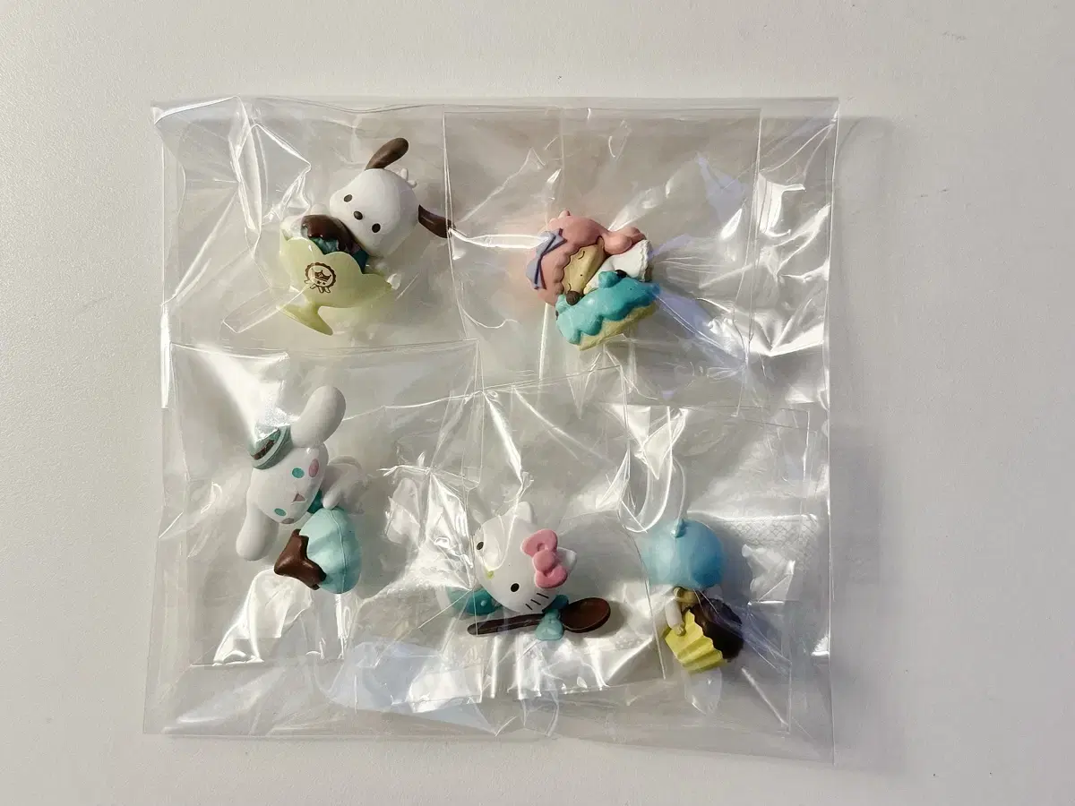 Sanrio LOVE Mint Choco Figures Gacha full set Love Mint Choco