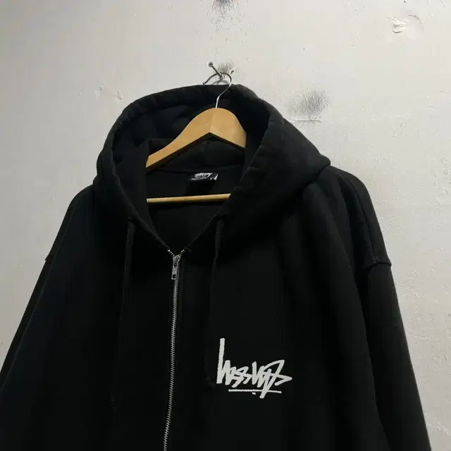 110 Stussy 스투시 플립 빅로고 기모 스웻 루즈핏 후드집업 정품