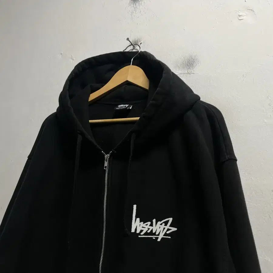 110 Stussy 스투시 플립 빅로고 기모 스웻 루즈핏 후드집업 정품