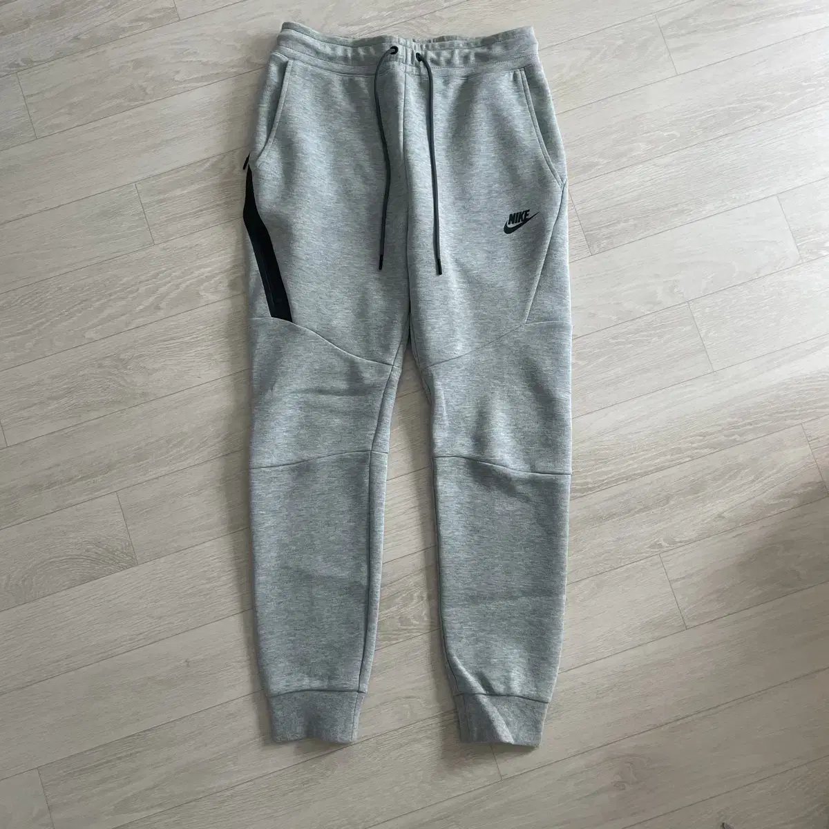 [75(S)]New Nike Techpack Pants Nike Tech Pants Jogger Pants Gray