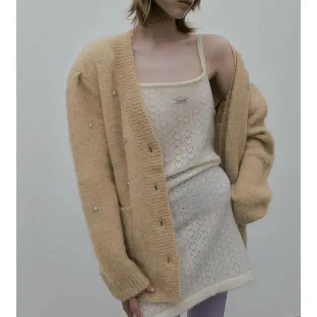 오버듀플레어 alpaca cardigan beige  가디건 새상품