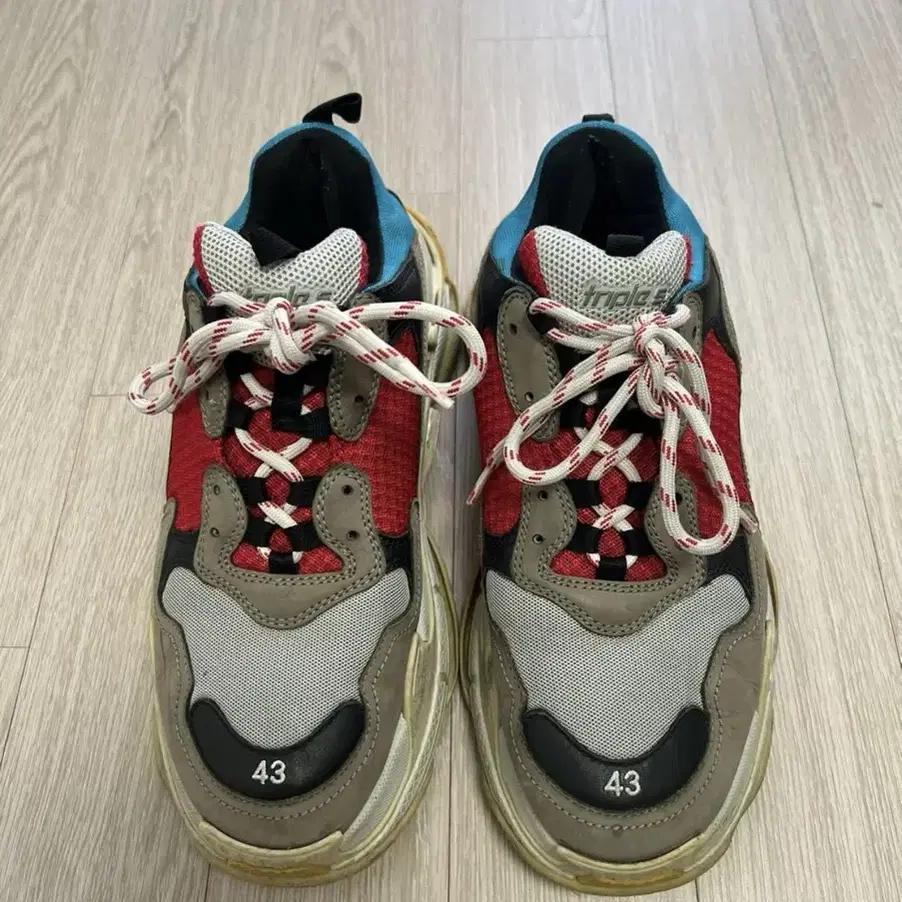 Balenciaga Triple S Original Colourway