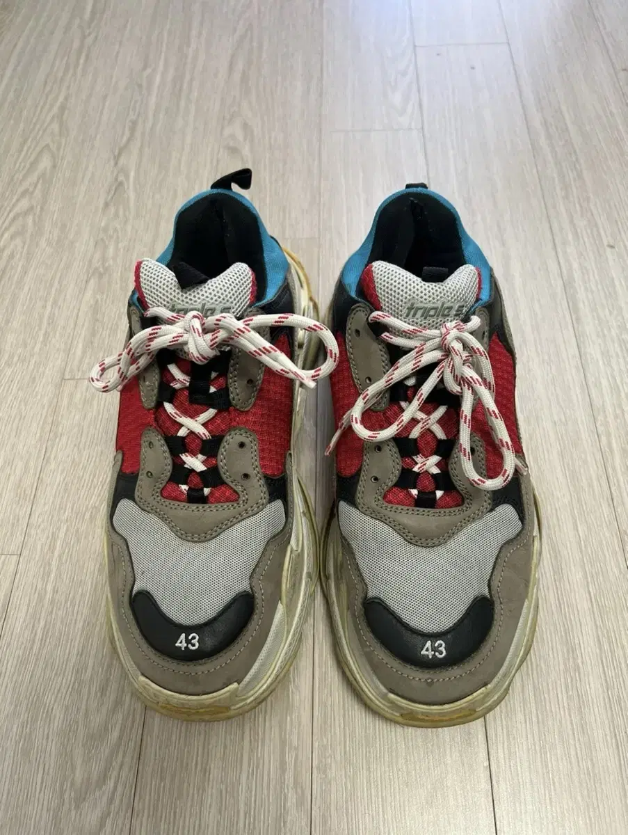 Balenciaga Triple S Original Colourway