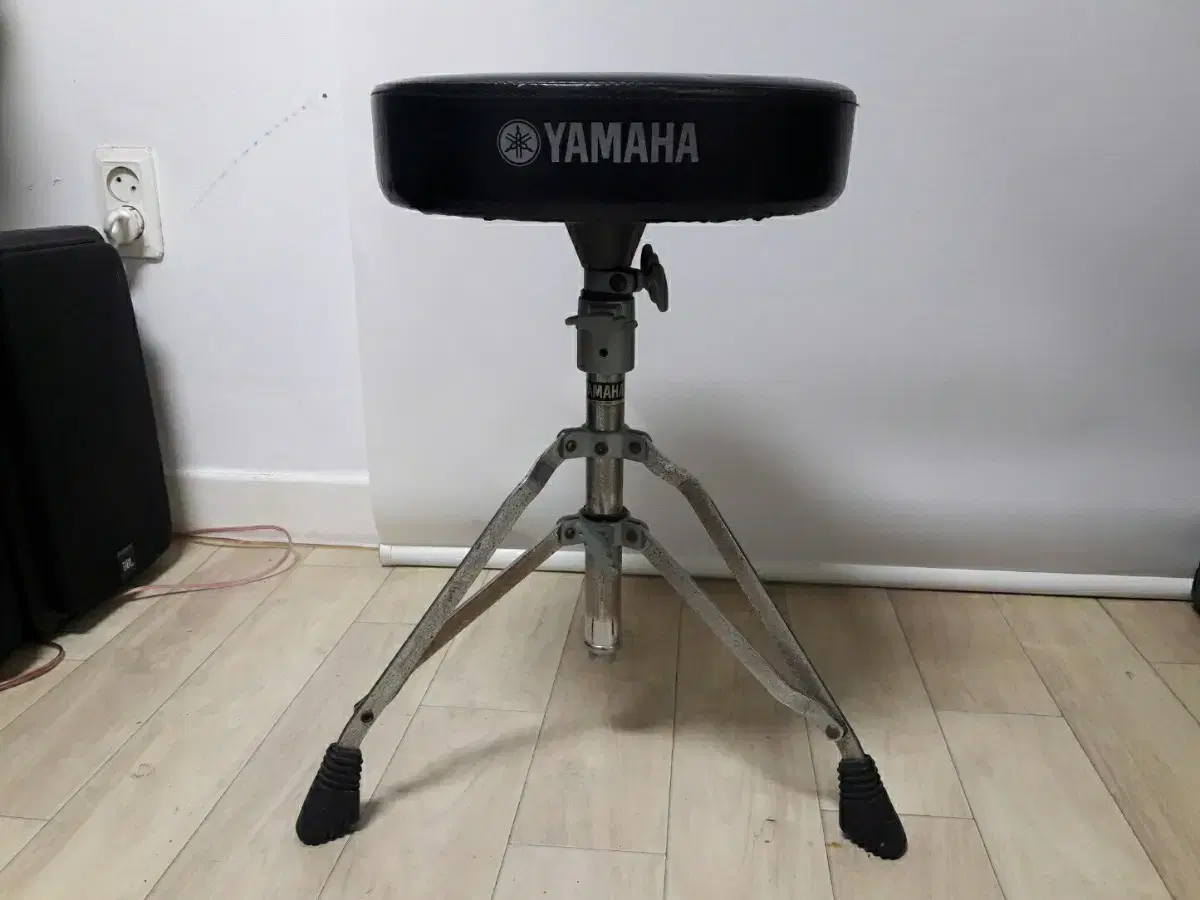 Yamaha 드럼 스툴(드럼의자) 판매합니다.