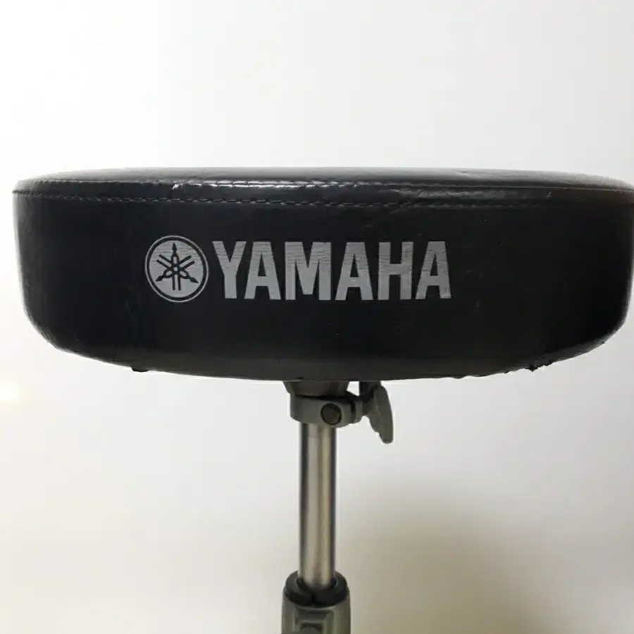 Yamaha 드럼 스툴(드럼의자) 판매합니다.