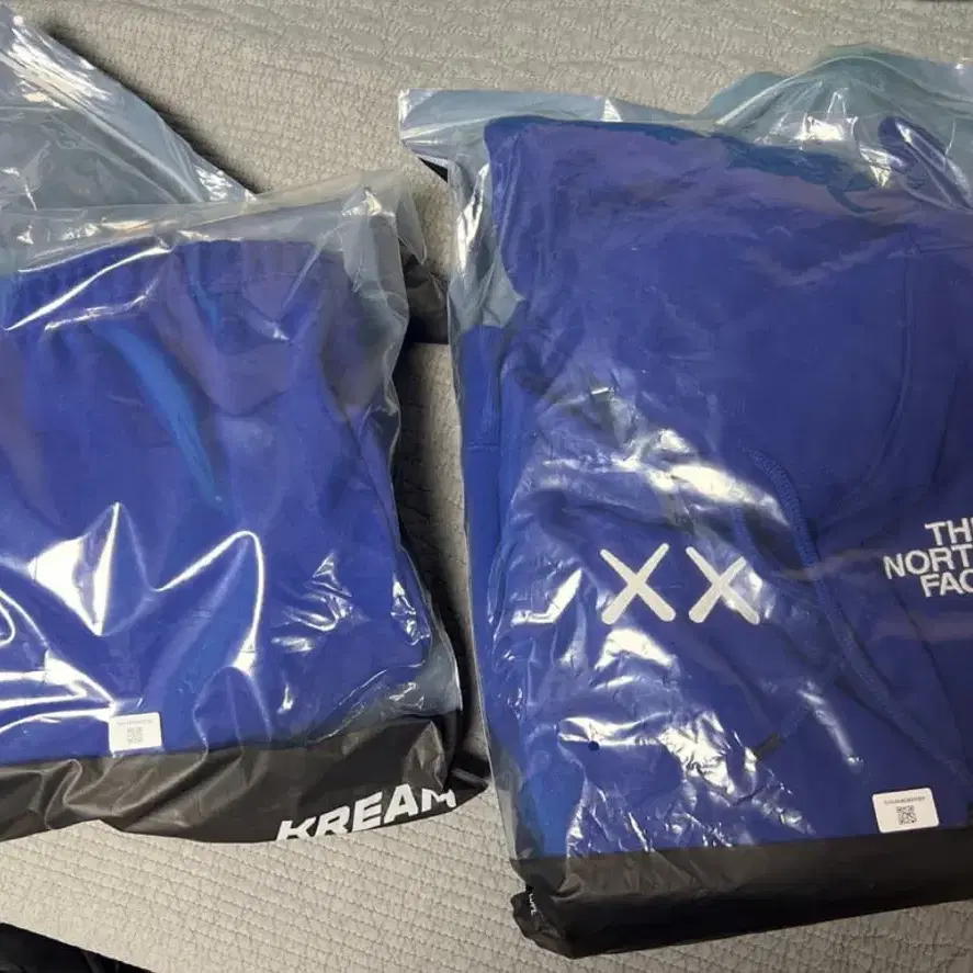 Kaws x The northface blue셋업 후드XL 바지 L