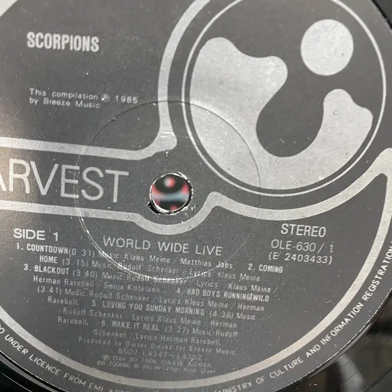 SCORPIONS LIVE  LP / AA3892