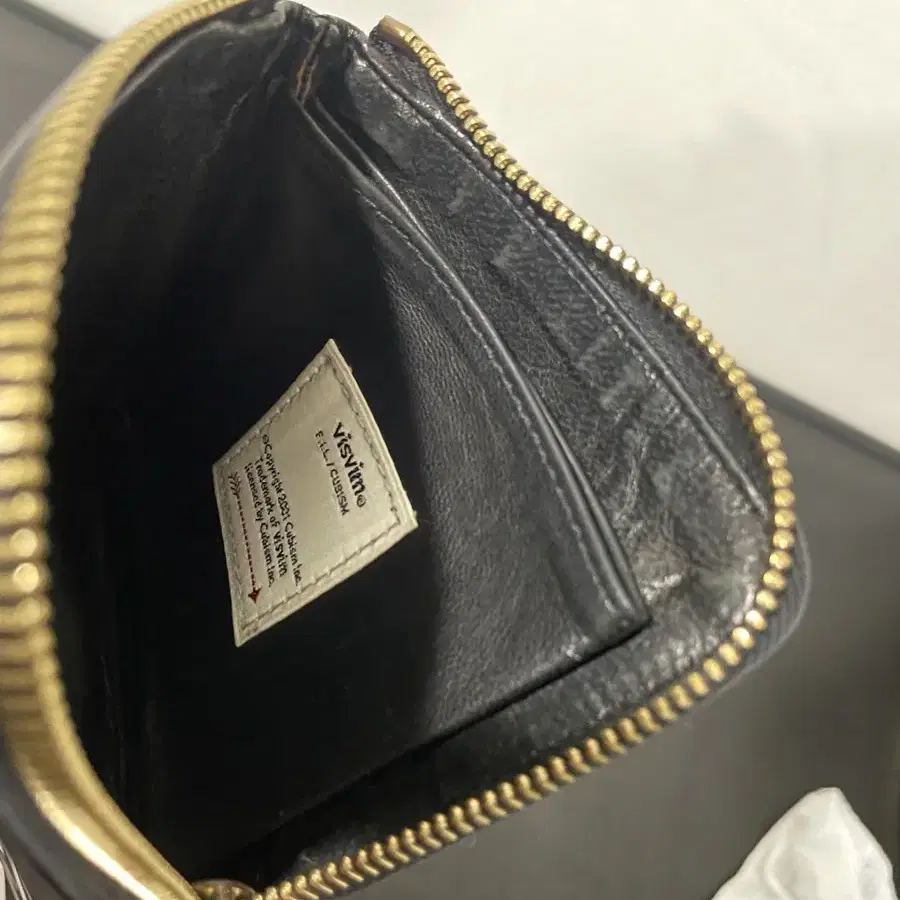 Visvim SIXTH MAN WALLET-2