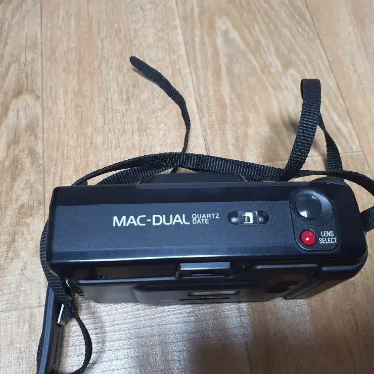 유니크한 빈티지 미놀타 af 필름카메라 Mac dual