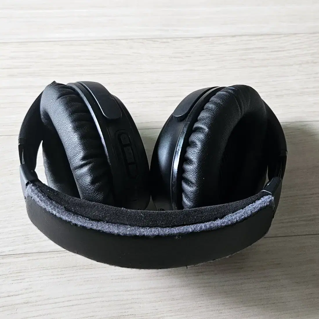 BOSE QC35 헤드폰 팝니다