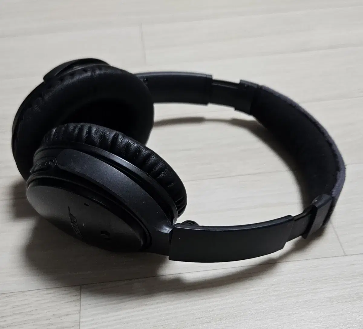 BOSE QC35 헤드폰 팝니다