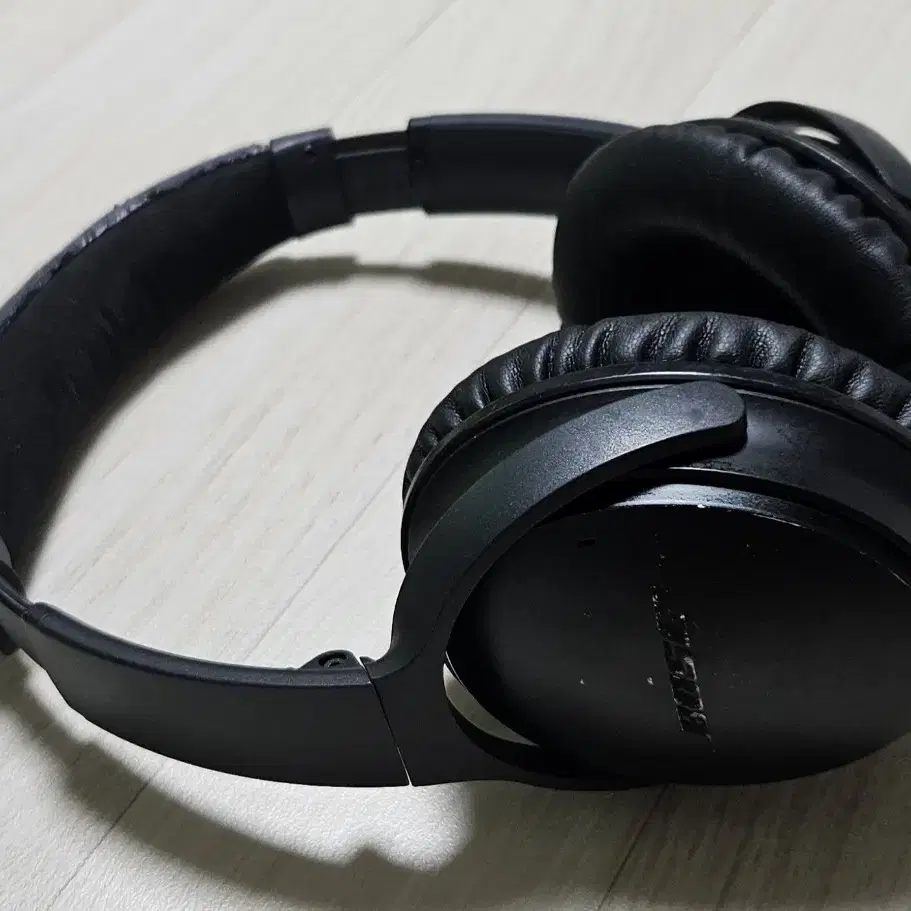 BOSE QC35 헤드폰 팝니다