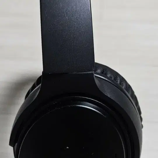 BOSE QC35 헤드폰 팝니다