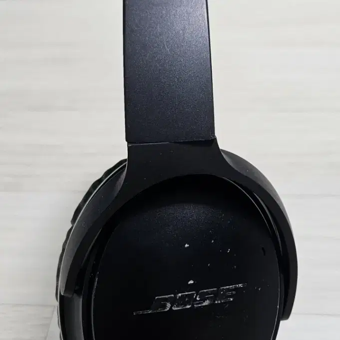 BOSE QC35 헤드폰 팝니다