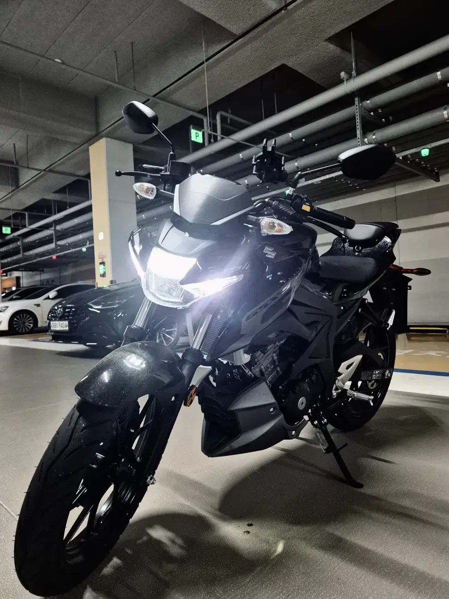 (광명) 24년식 gsx-s125  신차급 917km 급처분합니다!!!