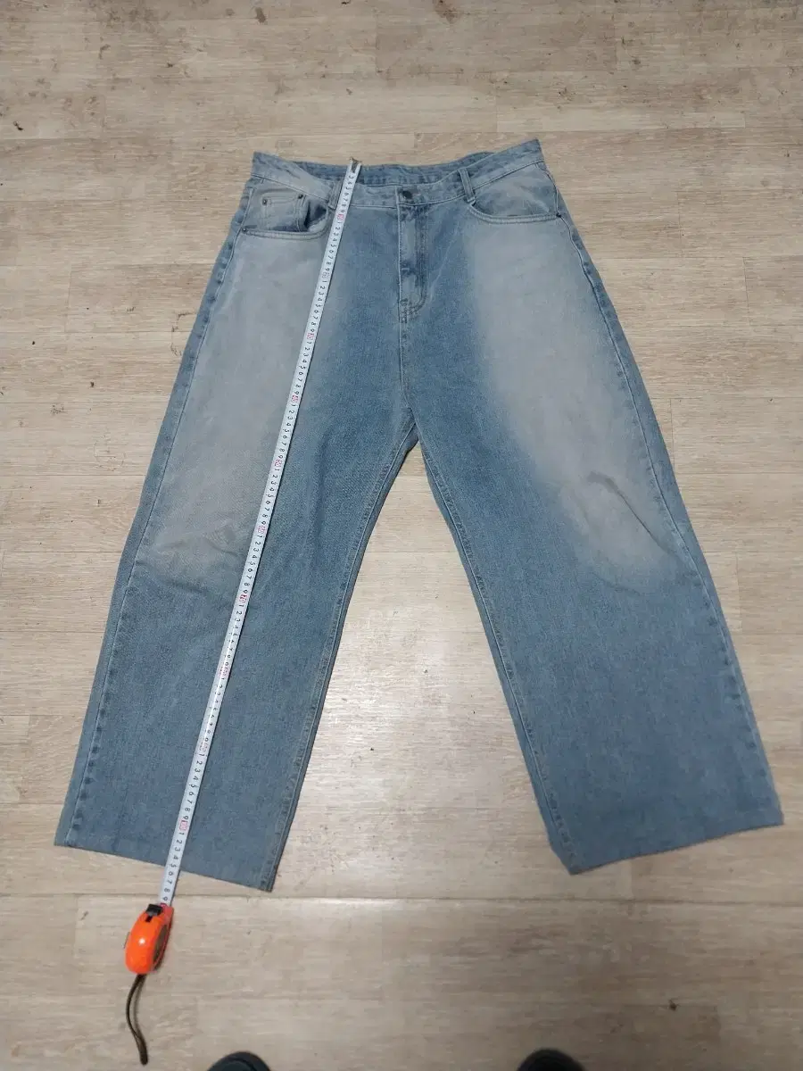 Men) Wide-leg jeans 36